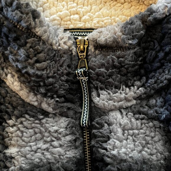 GENTLY Used} Cabin Fever by Ramatex Black/Grey, Plaid-  1/4 Zip Pullover/Size XL - Picture 3 of 7